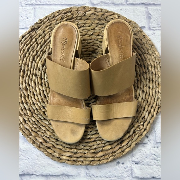 Madewell Shoes - Madewell Women's Camel Slide Sandals w/Block Heel. Size 9.